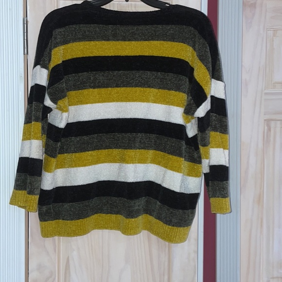 Sweater from Express - Picture 4 of 4